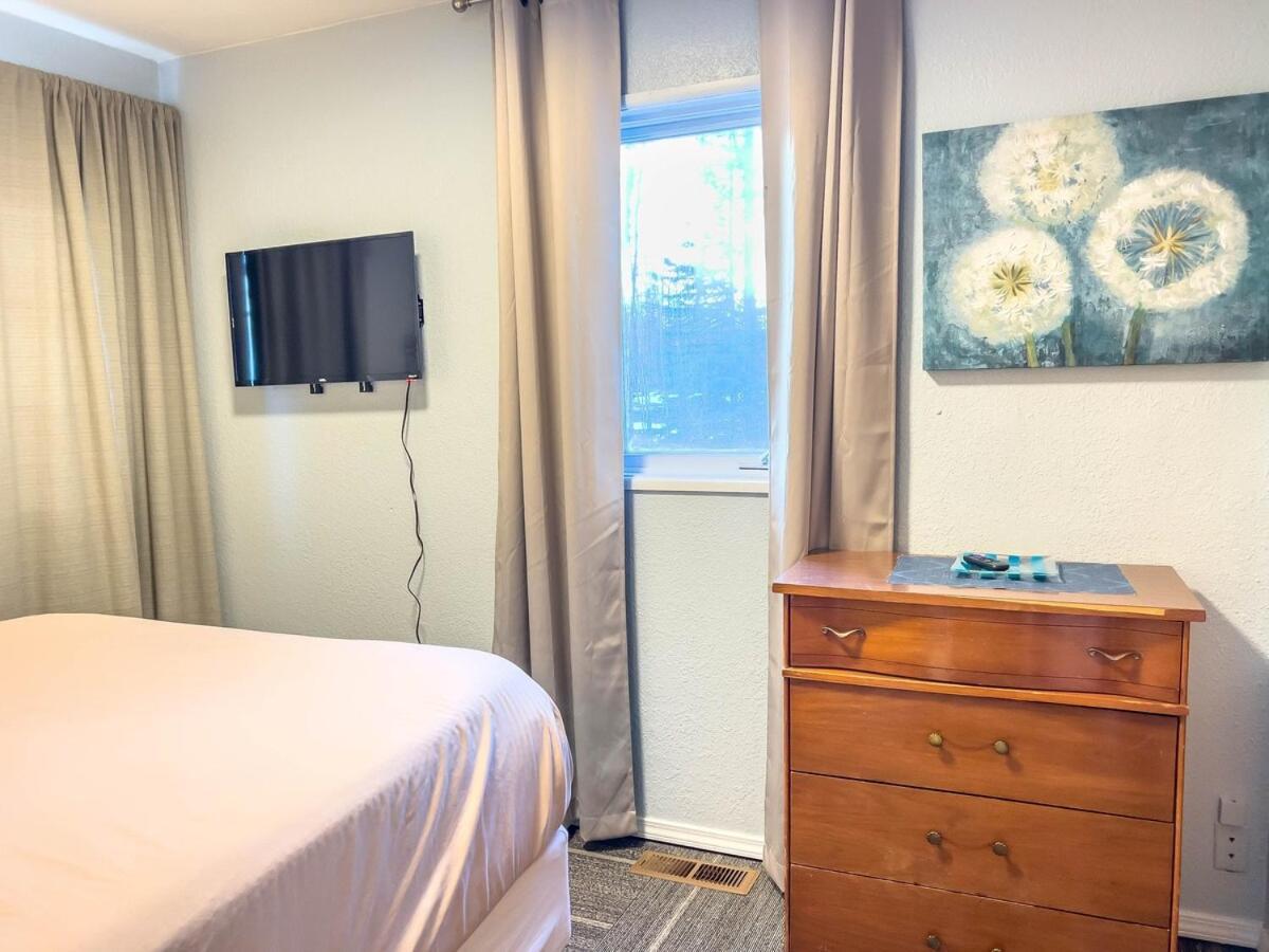 Cloud Nine Cottage Big Lake Екстер'єр фото